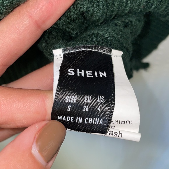 Green Sweater Vest Size: S - Picture 4 of 4